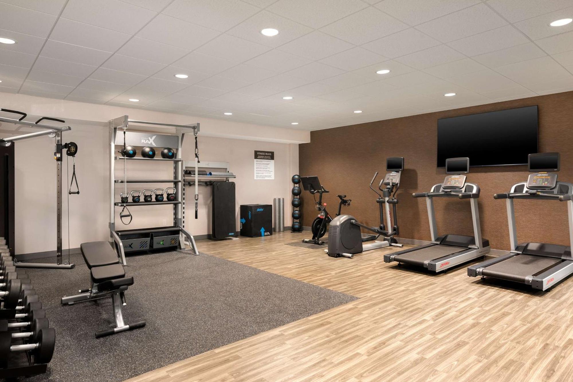 Hampton Inn Блуумсбърг Екстериор снимка