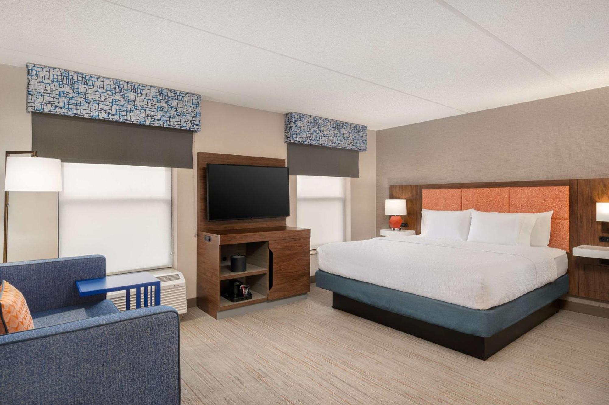 Hampton Inn Блуумсбърг Екстериор снимка