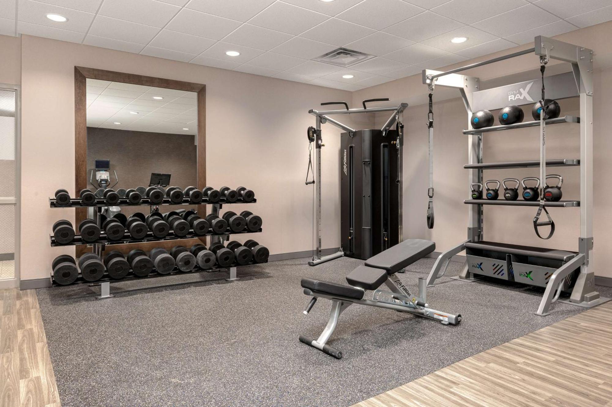 Hampton Inn Блуумсбърг Екстериор снимка