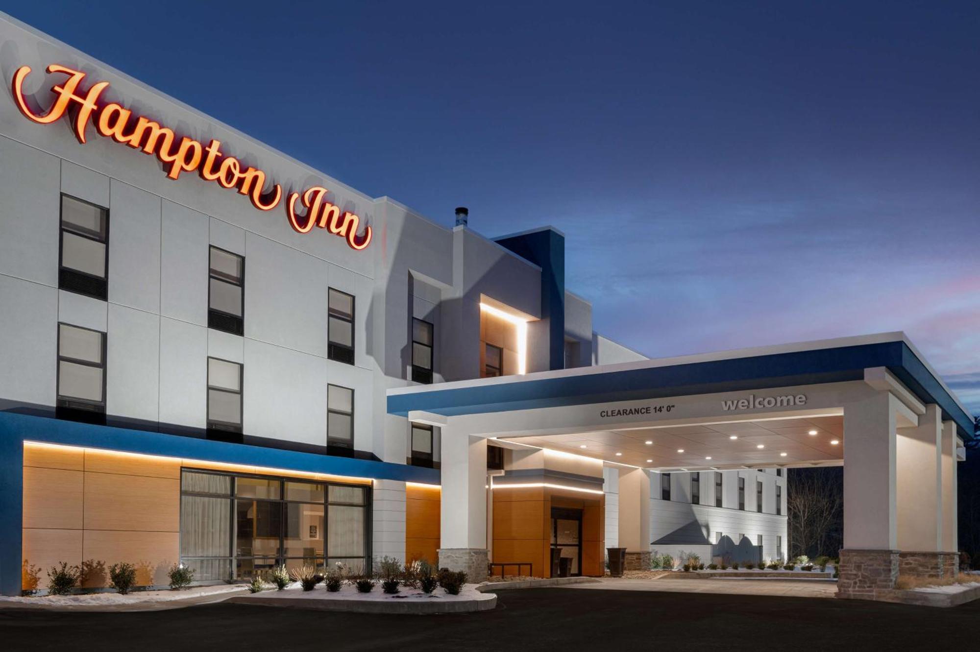 Hampton Inn Блуумсбърг Екстериор снимка